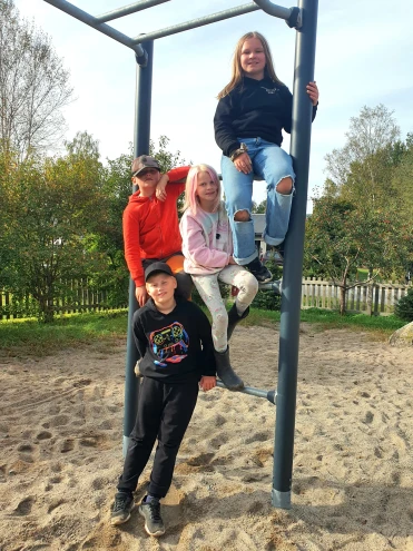 Gruppbild 3 elevintervju sid 4 5